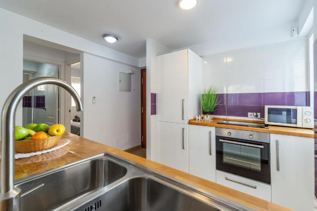 Seaside Boutique Apartment 푸엔히롤라 외부 사진