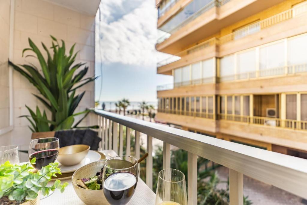 Seaside Boutique Apartment 푸엔히롤라 외부 사진