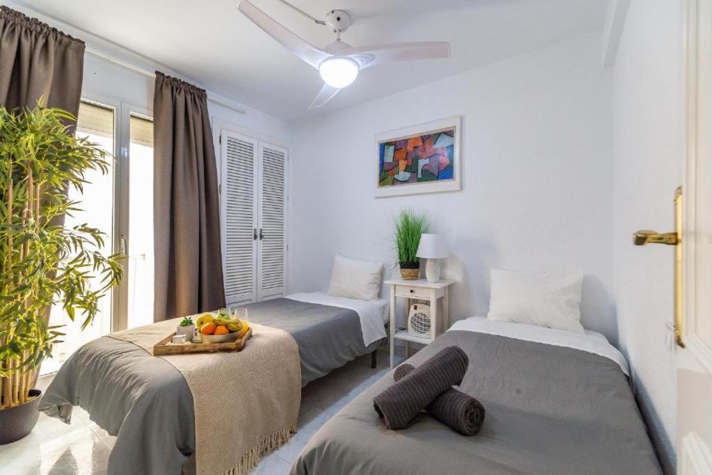 Seaside Boutique Apartment 푸엔히롤라 외부 사진