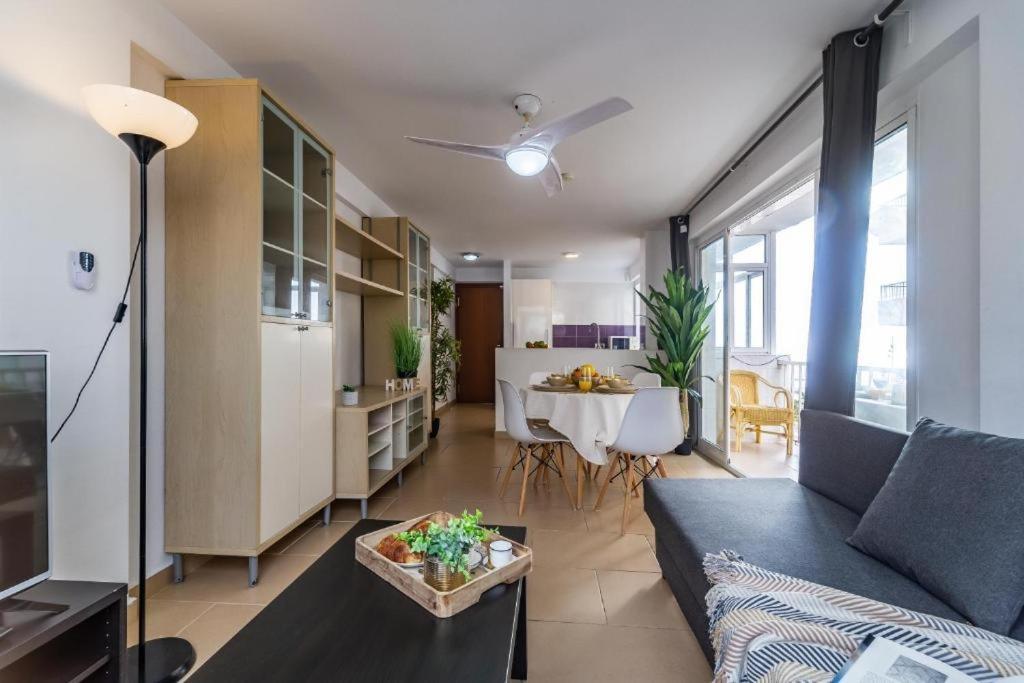 Seaside Boutique Apartment 푸엔히롤라 외부 사진