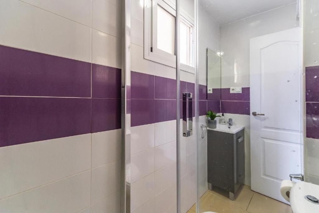 Seaside Boutique Apartment 푸엔히롤라 외부 사진