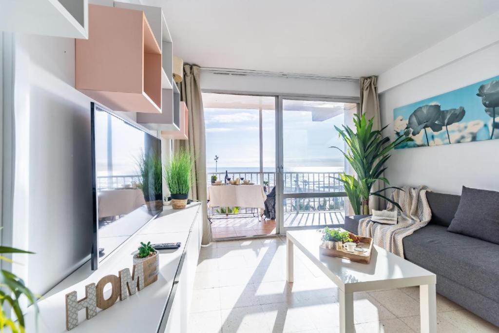 Seaside Boutique Apartment 푸엔히롤라 외부 사진