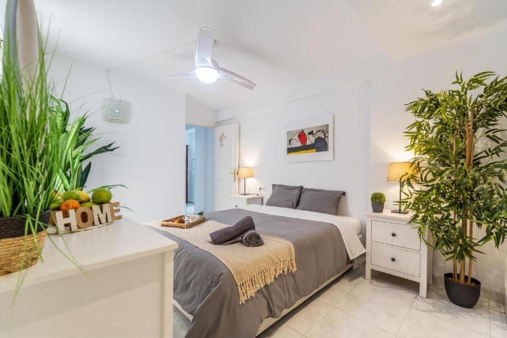 Seaside Boutique Apartment 푸엔히롤라 외부 사진